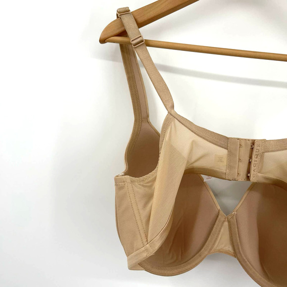 Cacique Smooth Lightly Lined Full Coverage Bra in Cafe Size 40D Nude T-Shirt Bra - Picture 12 of 16